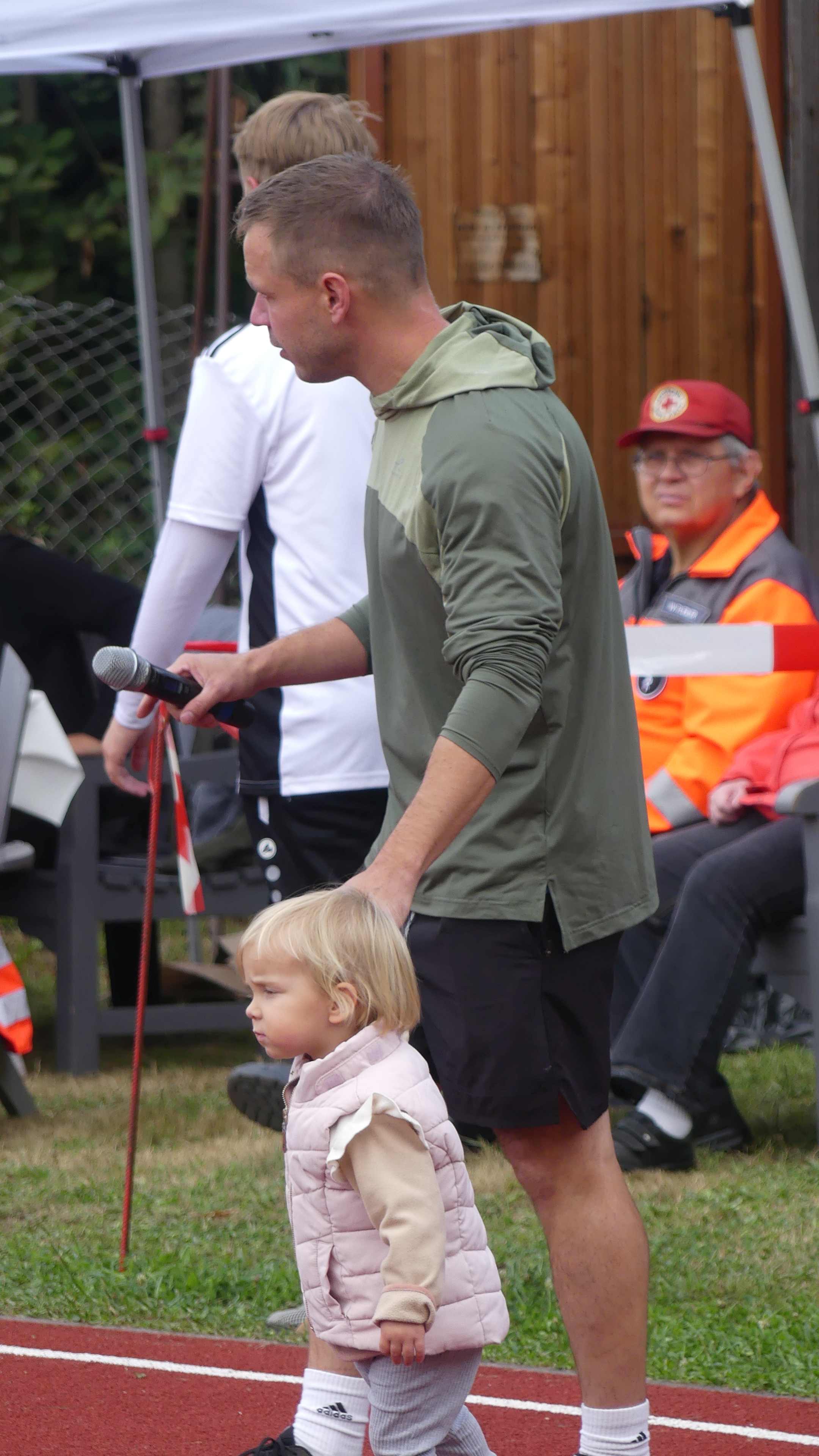 Bild vom 14. Benefizlauf im Jahr 2024. Dies ist das 149. Bild.